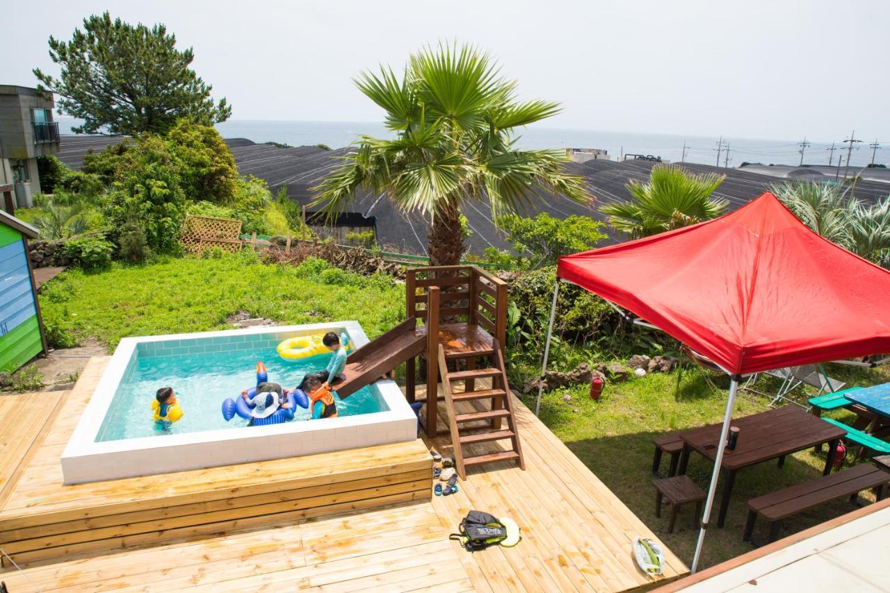 סאוגוויפו Jeju Sunflower Pension מראה חיצוני תמונה